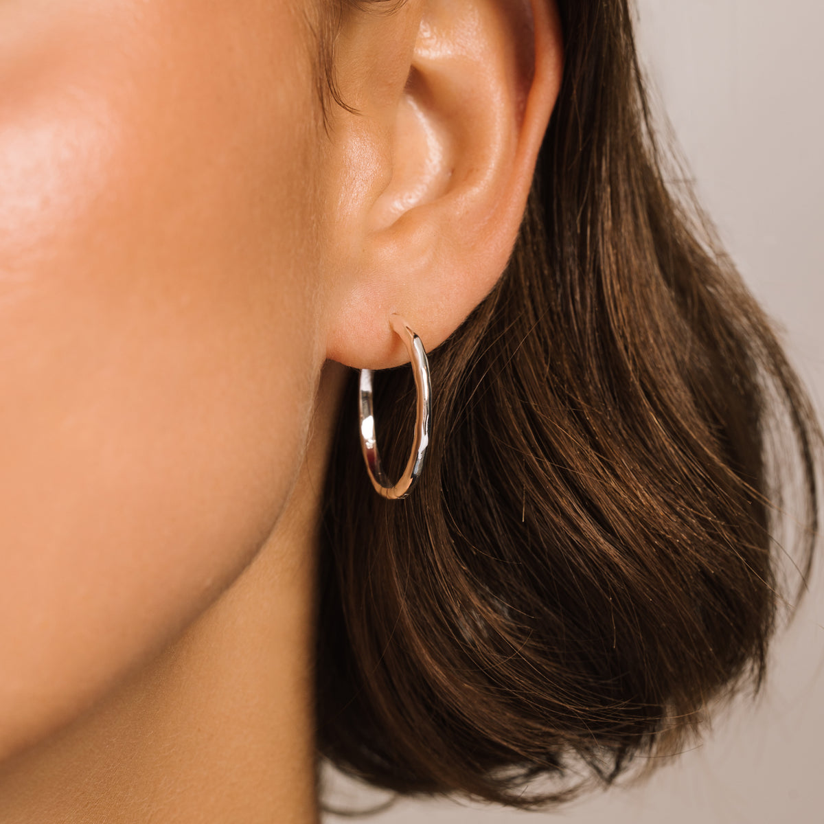 Classic Medium Silver Hoop Earring - Lulu B London Jewellery