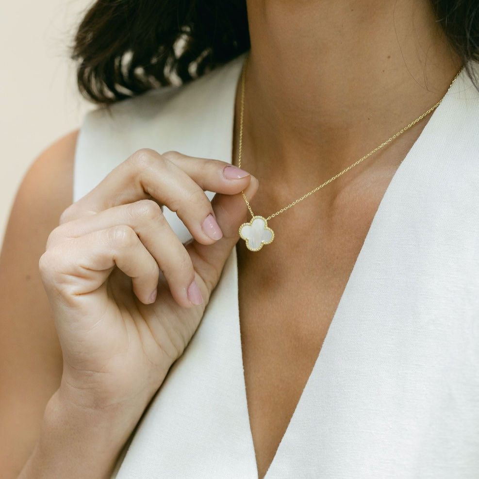 Clover Necklace with Mother of Pearl (Large) (Gold)