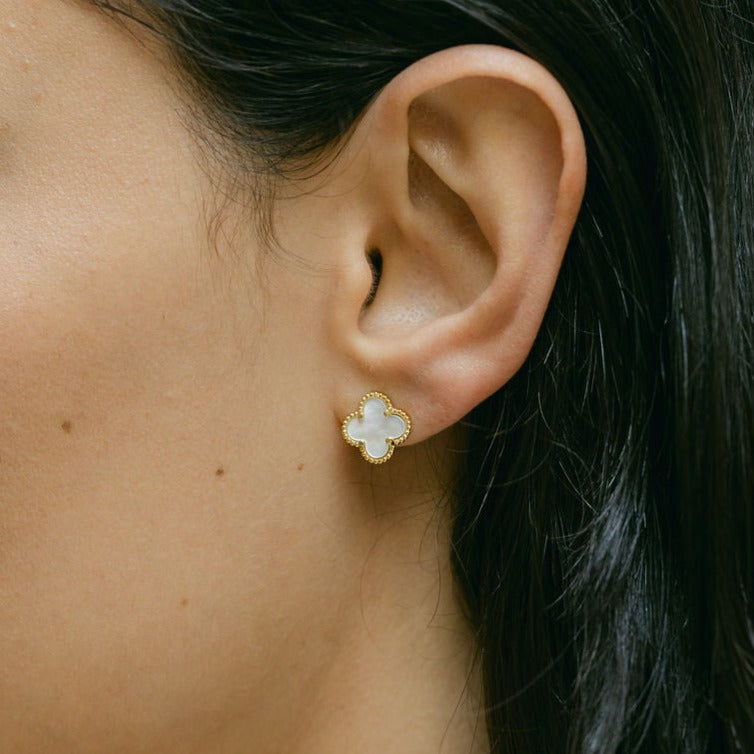 Clover Statement Stud Earring with Mother of Pearl (Gold) (Large)