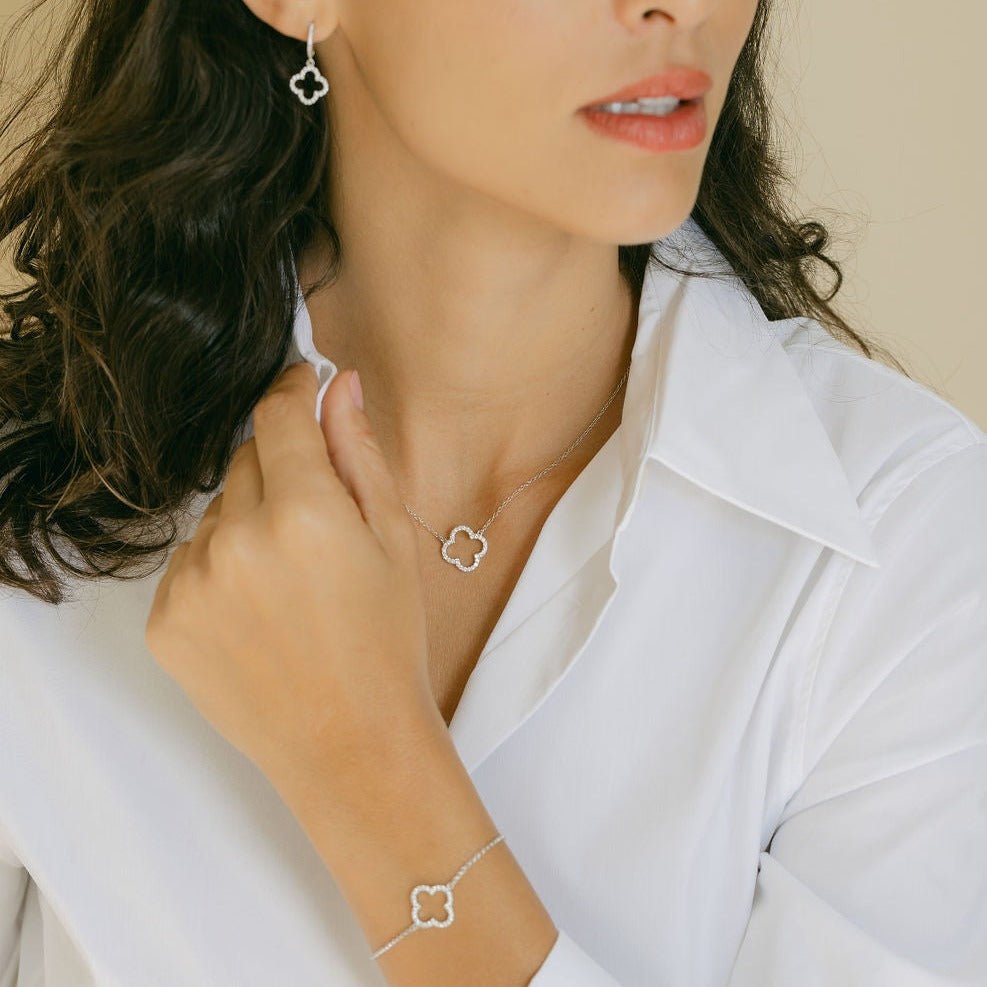 Clover Necklace with Cubic Zirconia (Silver) - Lulu B Jewellery