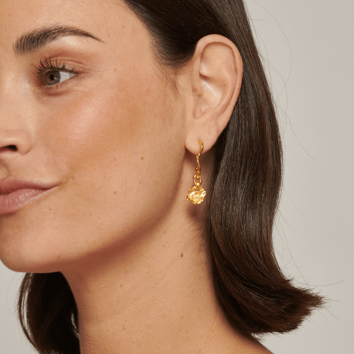 Crumpled Gold Hoop Earrings with Coin - Small - Lulu B Jewellery