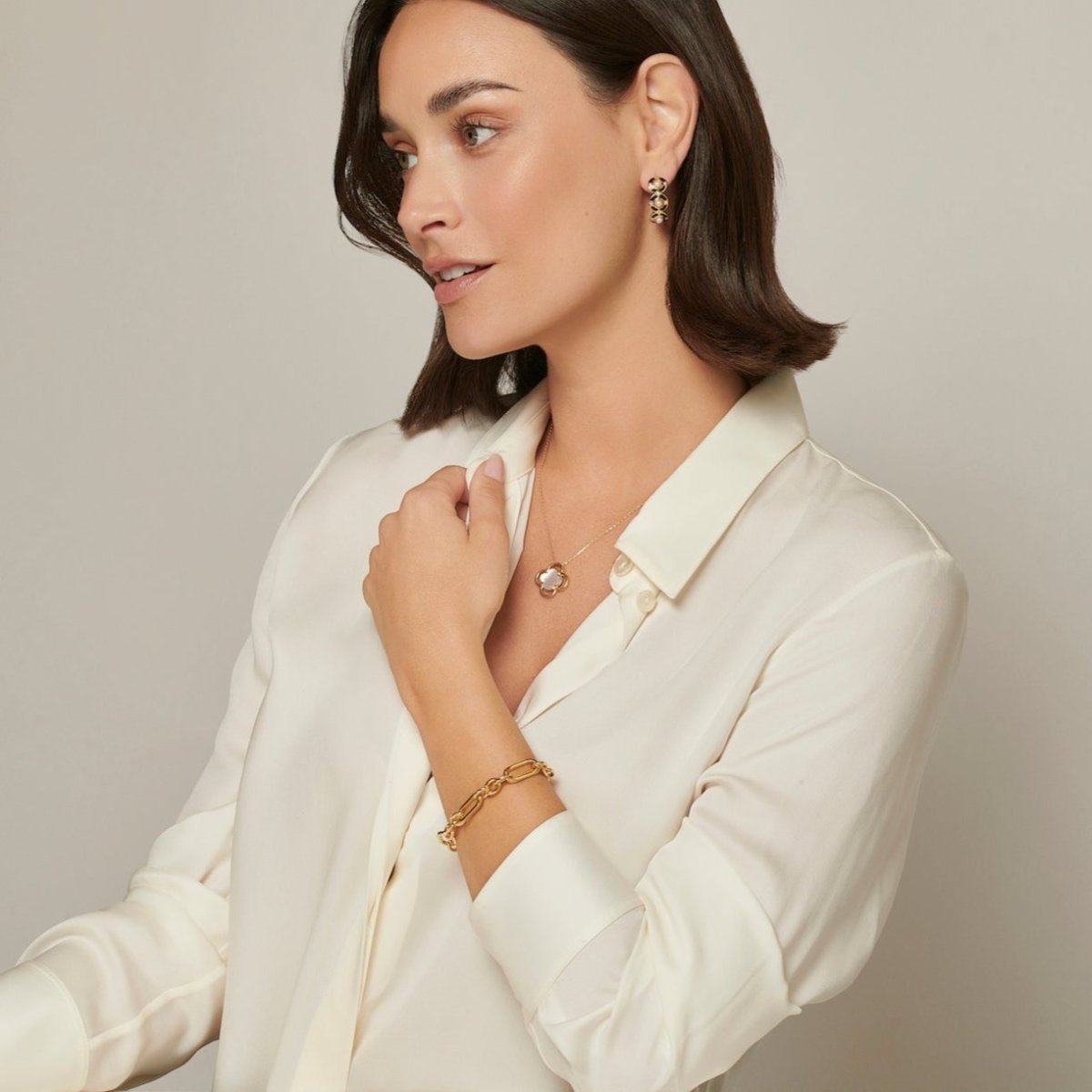 Double Clover Gold Necklace with Mother of Pearl - Lulu B Jewellery