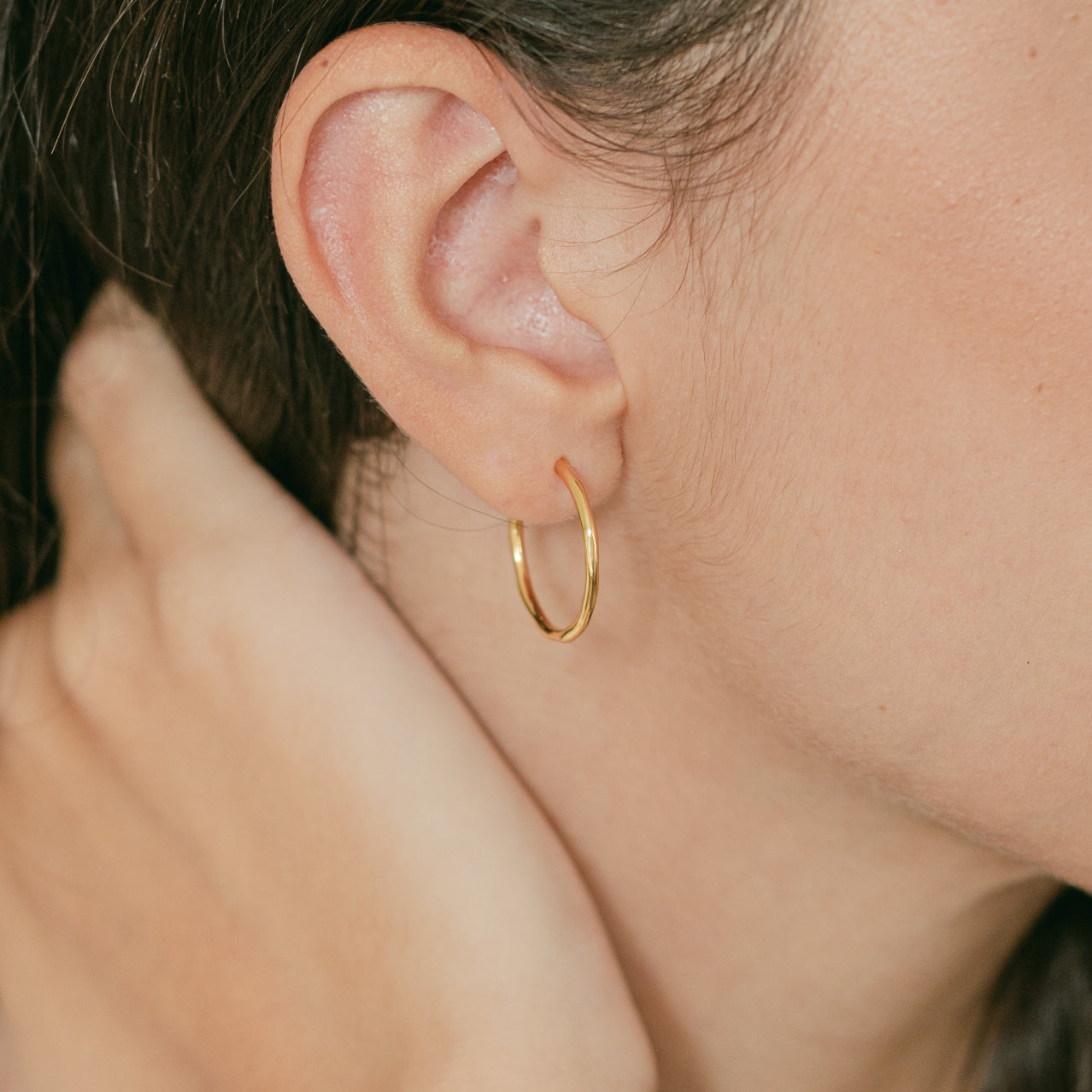 Gold Honor Hoop Earrings - Lulu B Jewellery