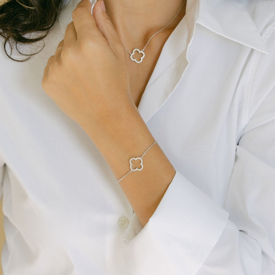 Clover Bracelet with Cubic Zirconia Stones (Silver)