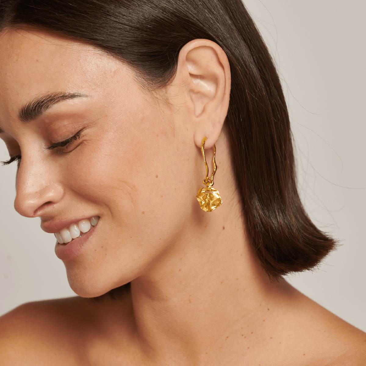 Crumpled Gold Hoop Earrings with Coin - Large - Lulu B Jewellery