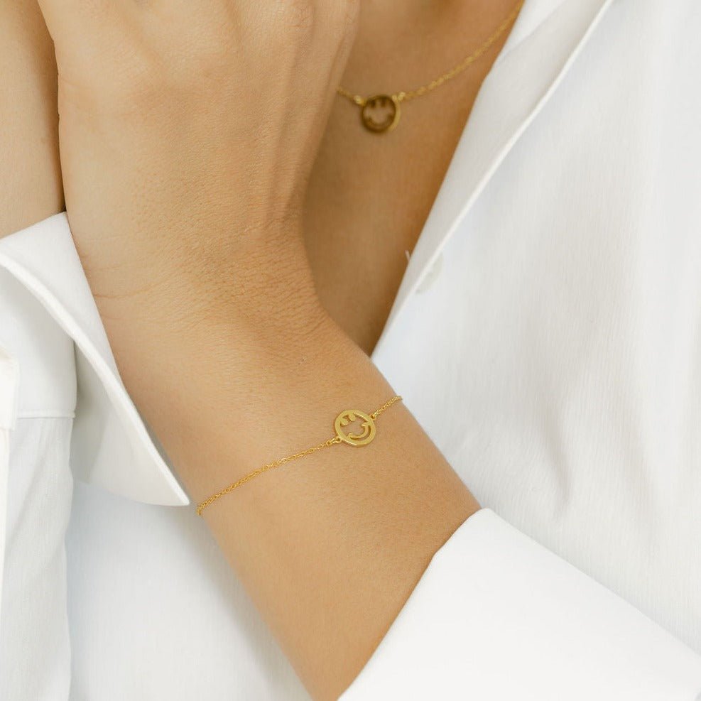 Gold Smiley Bracelet - Lulu B Jewellery