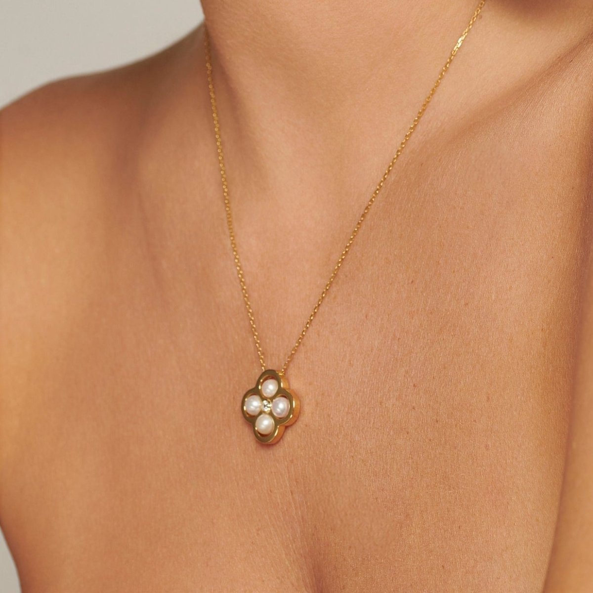 Statement 4 Pearl Clover Gold Necklace - Lulu B Jewellery